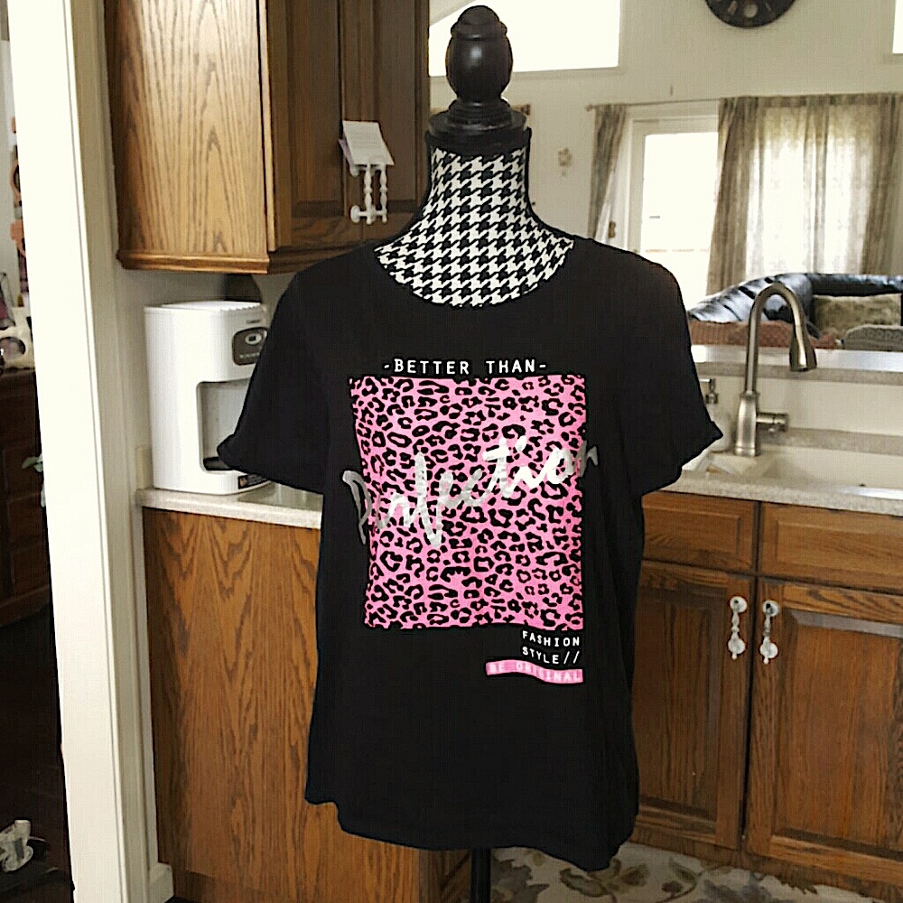 Desiree "Perfection" Cheetah Print Tee Size L